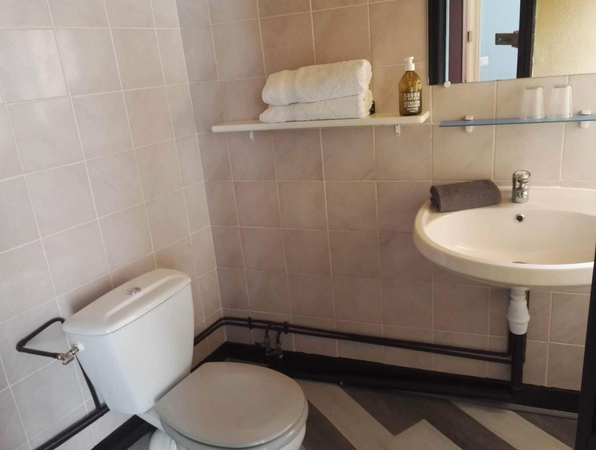 Hotel Du Square Riom Zewnętrze zdjęcie