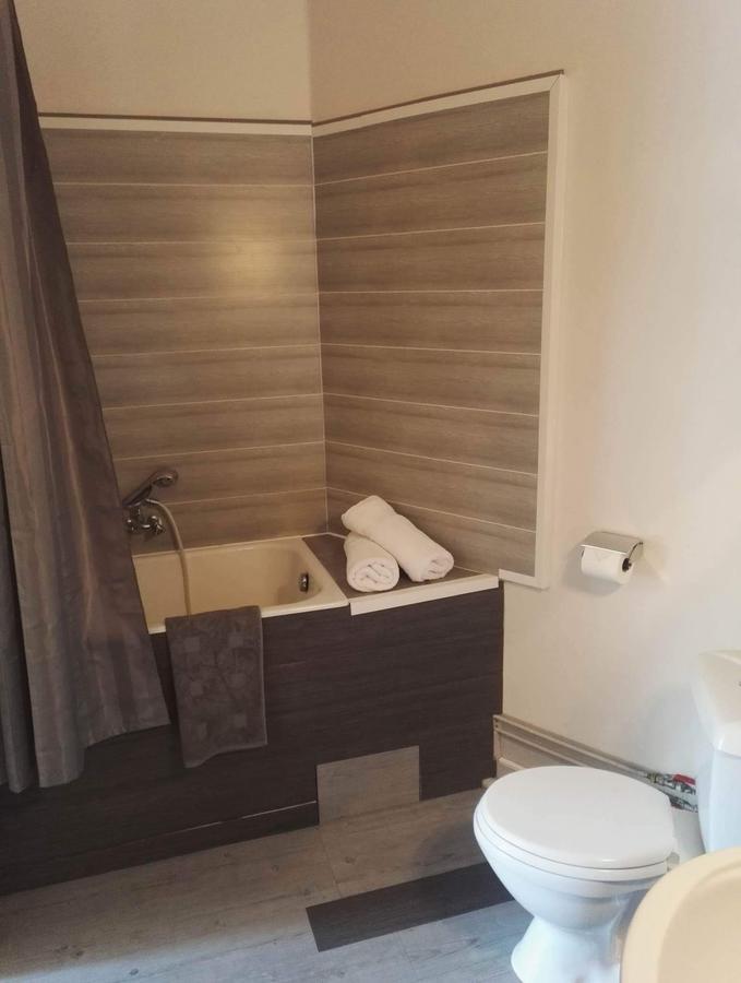 Hotel Du Square Riom Zewnętrze zdjęcie
