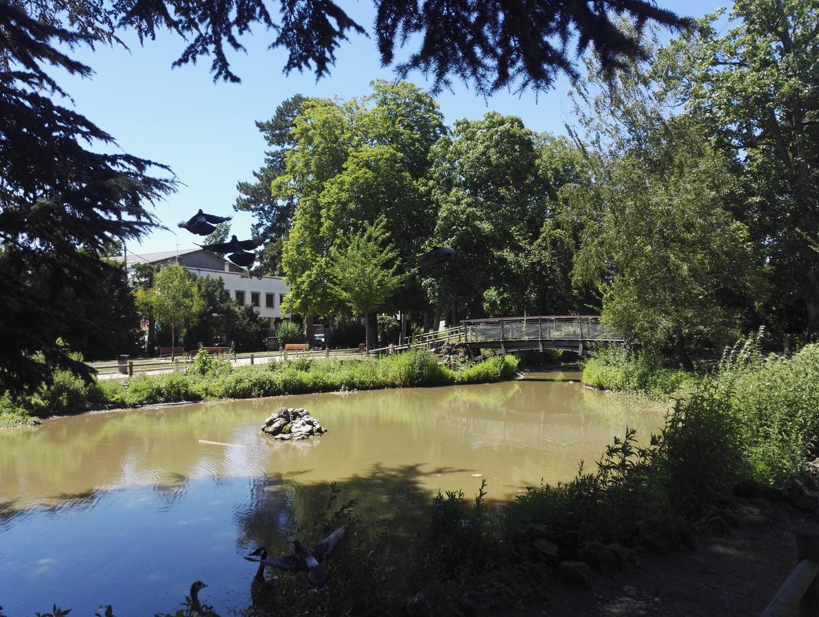 Hotel Du Square Riom Zewnętrze zdjęcie